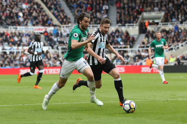 德西男女足 德西男女足