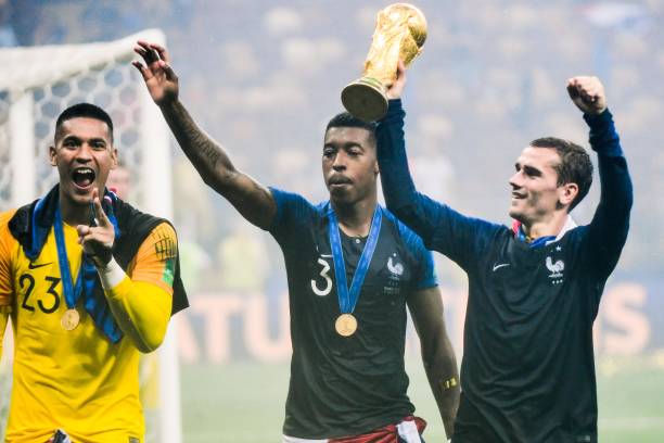 在前往伊朗 在前往伊朗