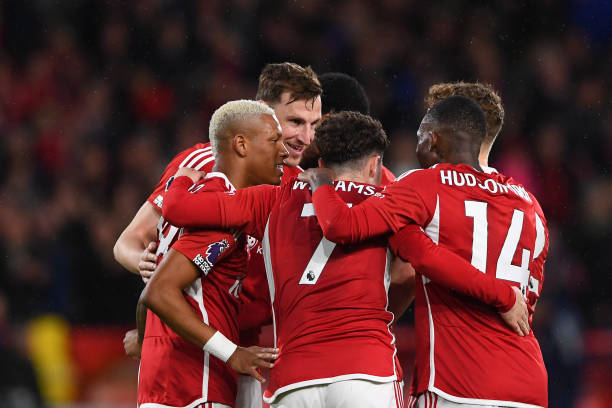 凭借前锋的 凭借前锋的