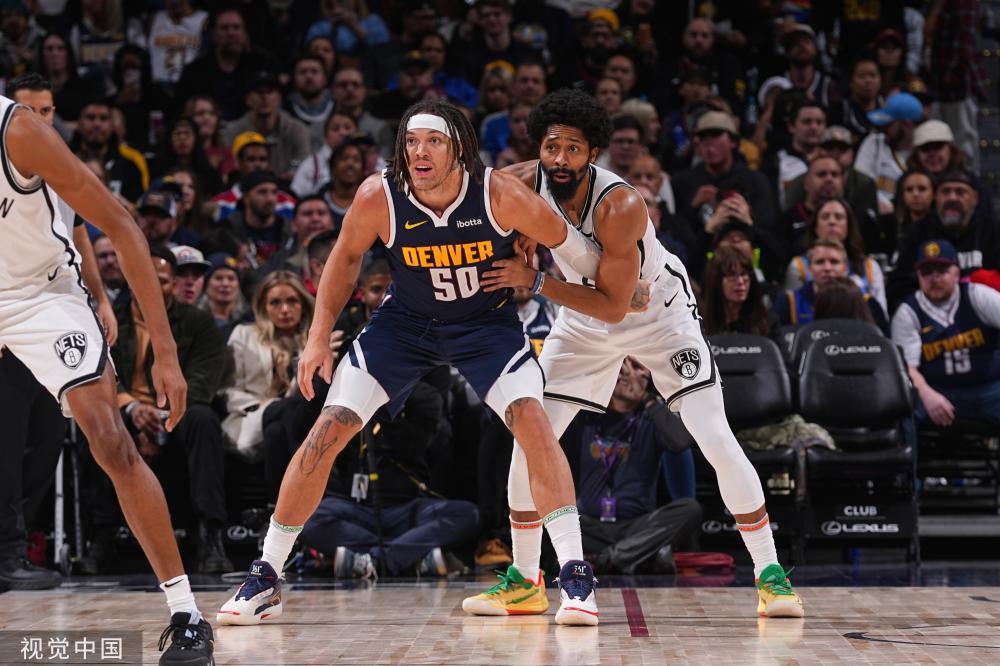 虽然表面上 虽然表面上