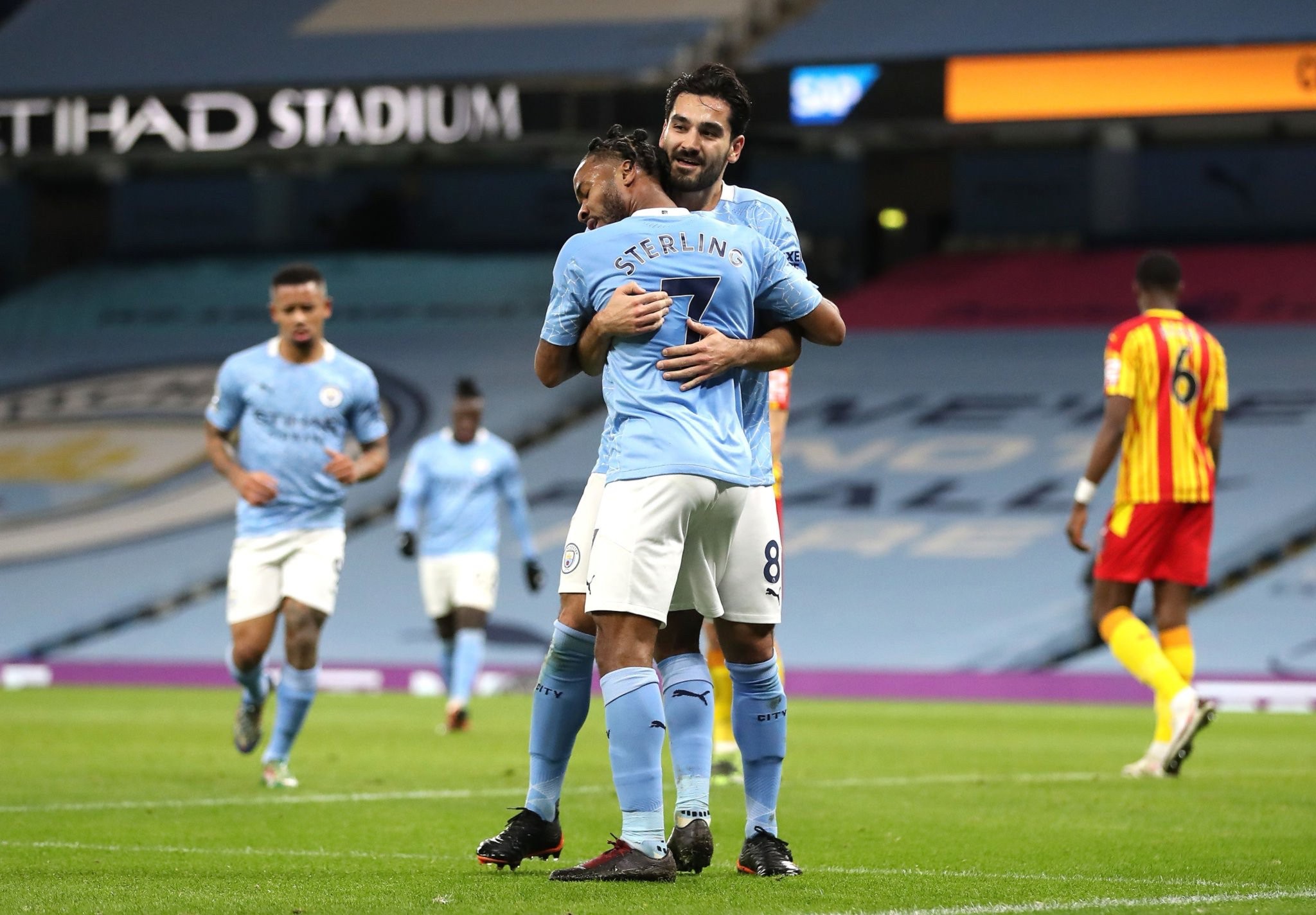 动的发展前 动的发展前